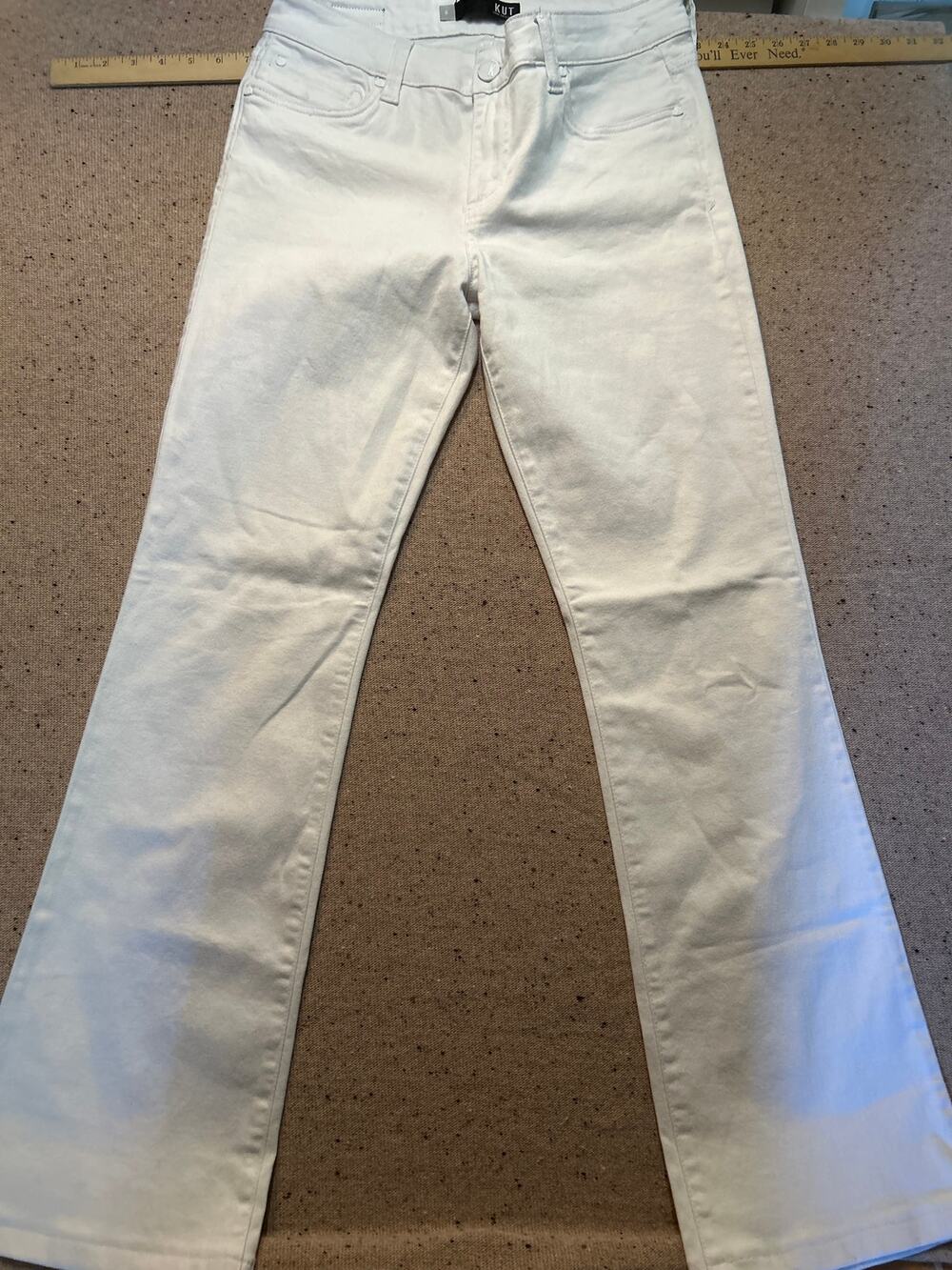 Kut from the Kloth Natalie Boot Cut Jeans 8 White